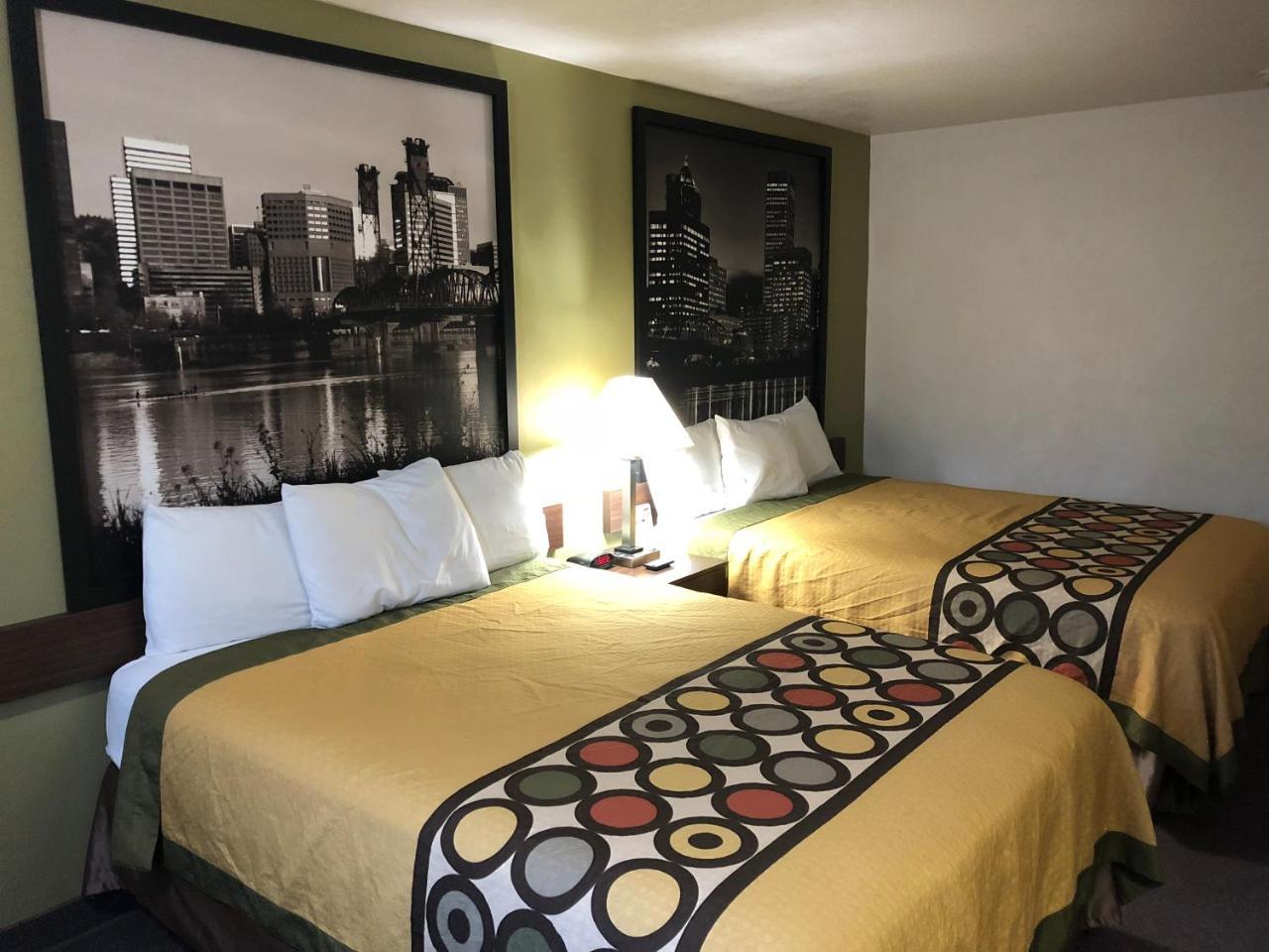 Hotel Super 8 By Wyndham Salem Zewnętrze zdjęcie