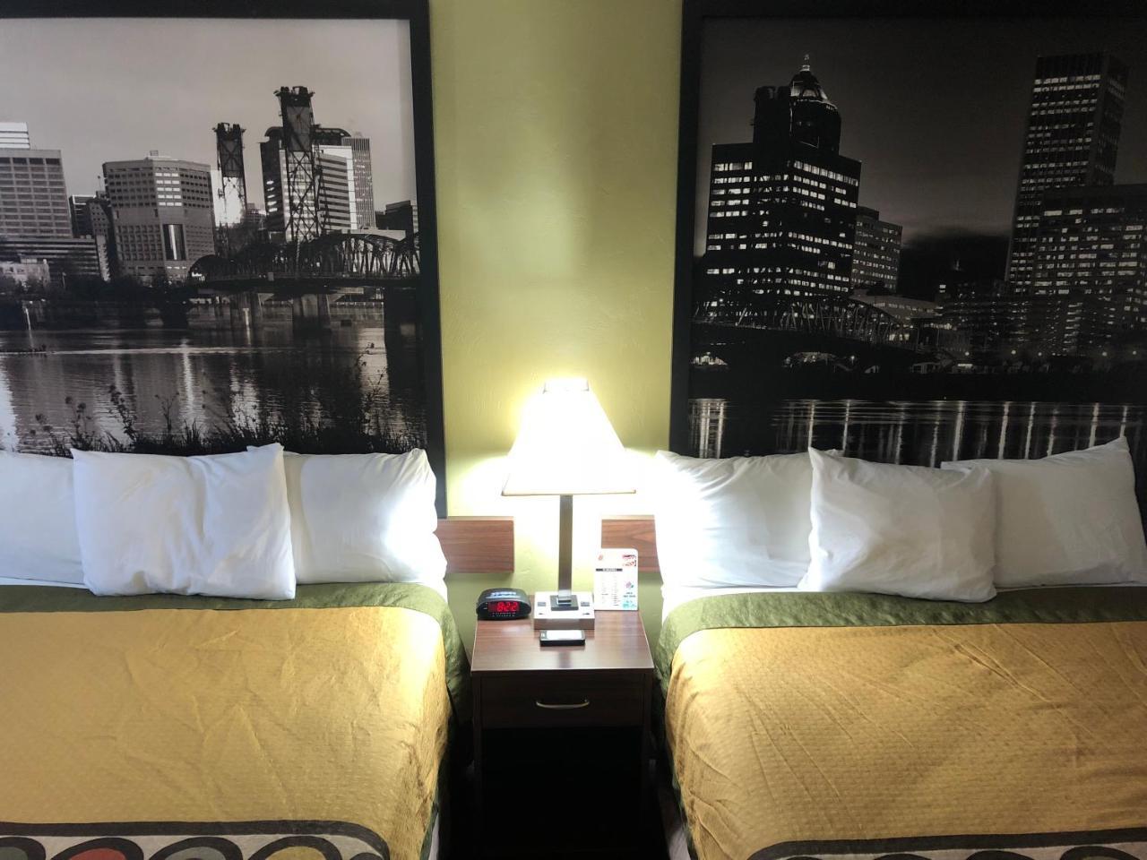 Hotel Super 8 By Wyndham Salem Zewnętrze zdjęcie